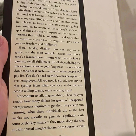 The $100 Startup - Reinvent the way you make a living - book - Picture 3 of 5